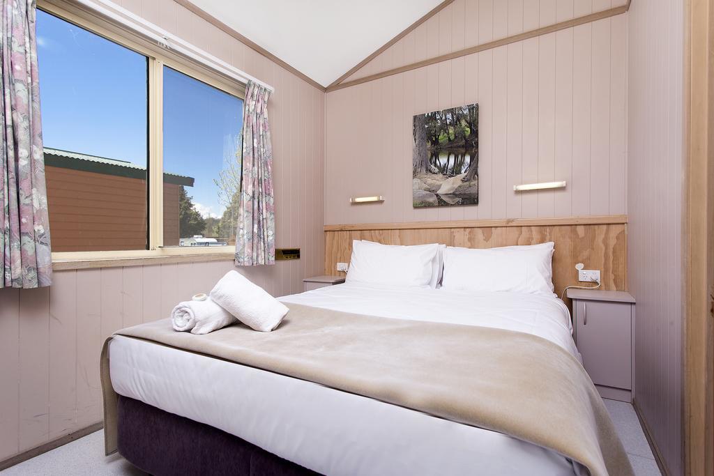Отель Armidale Tourist Park Экстерьер фото
