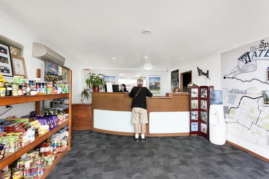 Отель Armidale Tourist Park Экстерьер фото