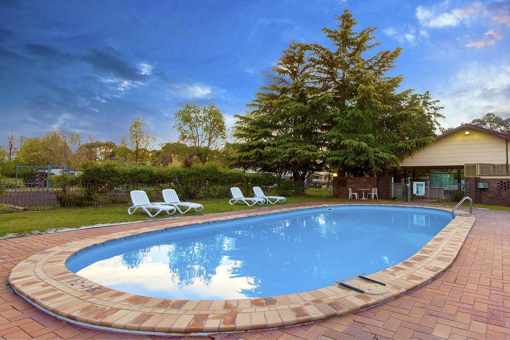 Отель Armidale Tourist Park Экстерьер фото