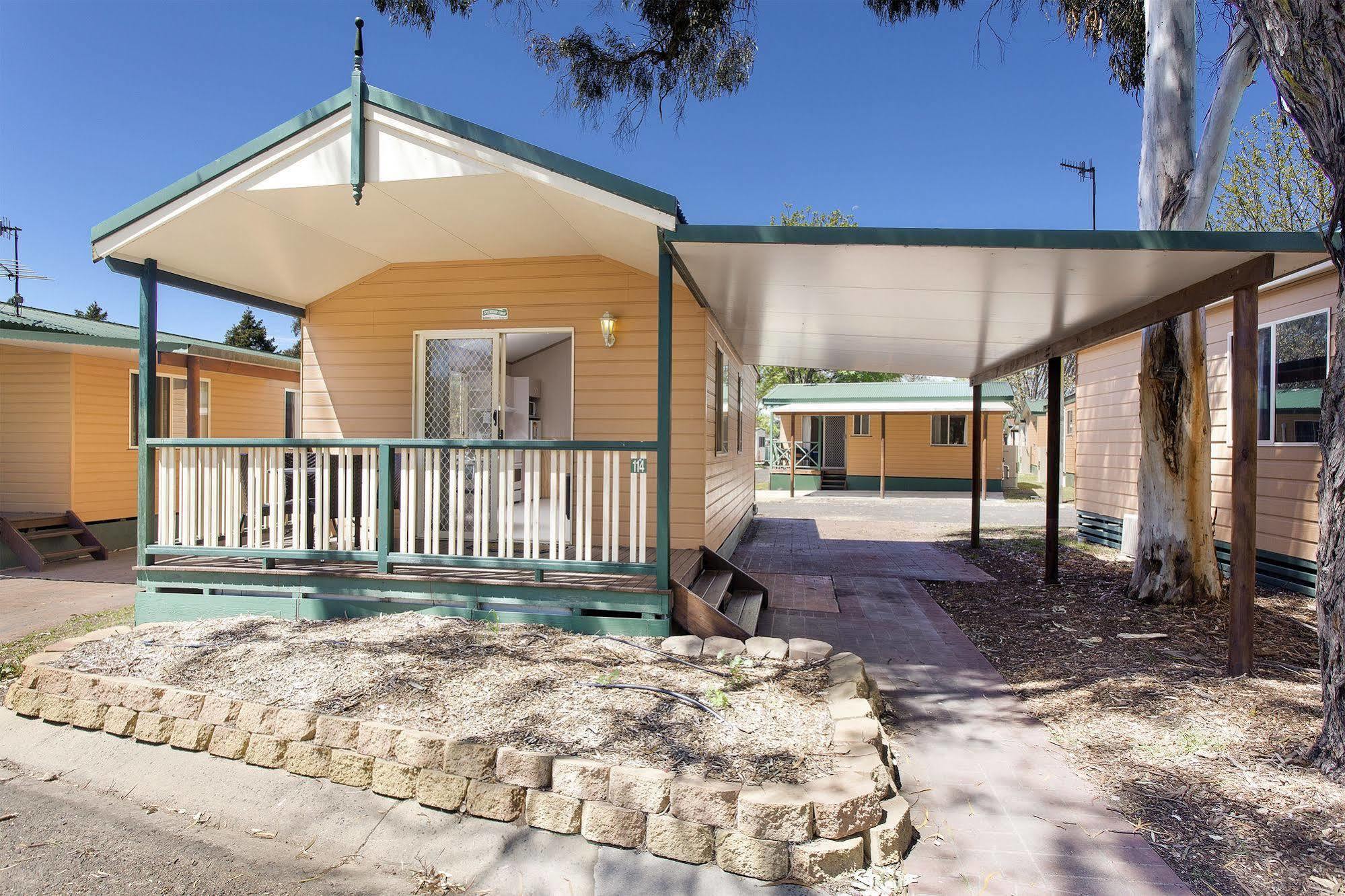 Отель Armidale Tourist Park Экстерьер фото