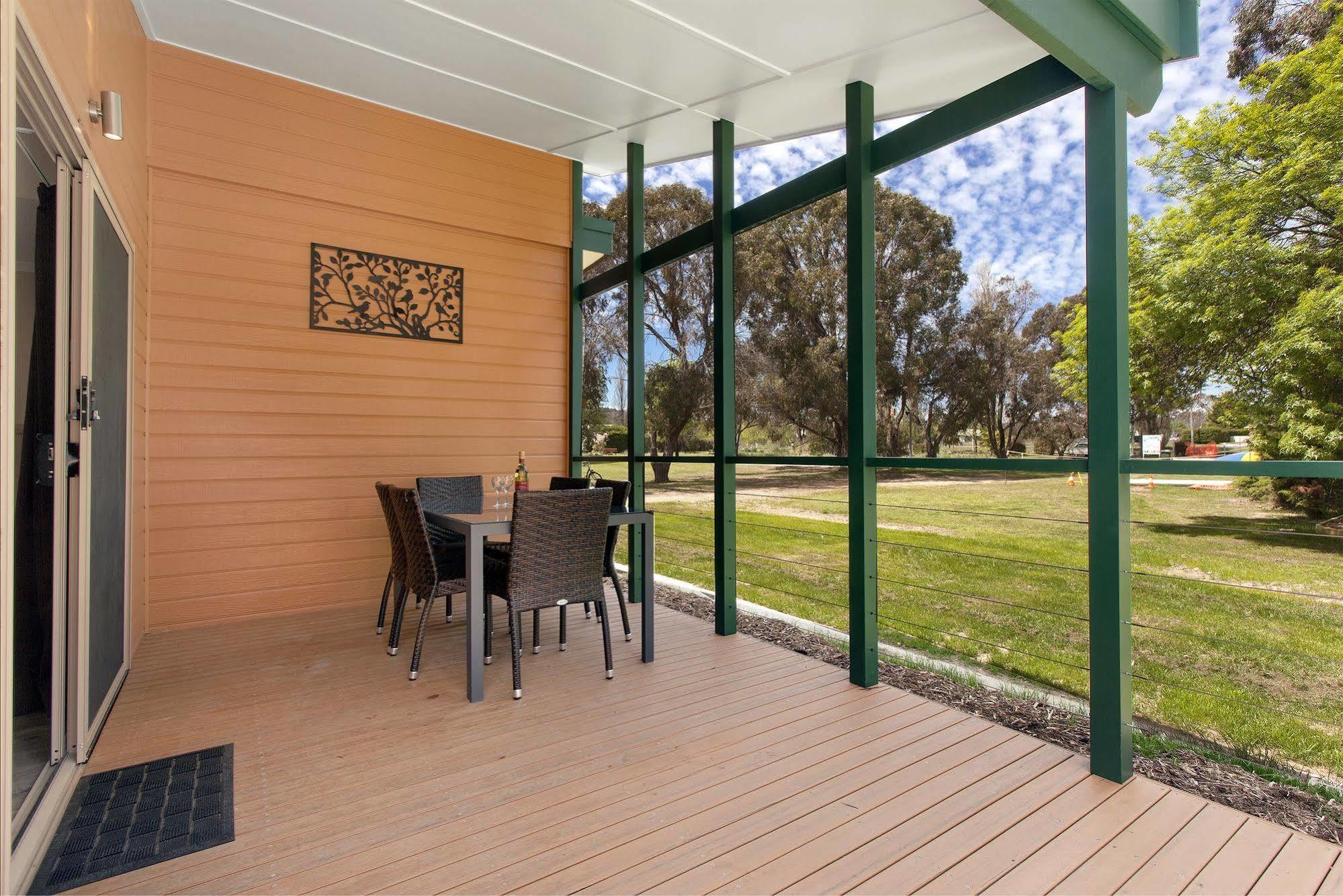 Отель Armidale Tourist Park Экстерьер фото
